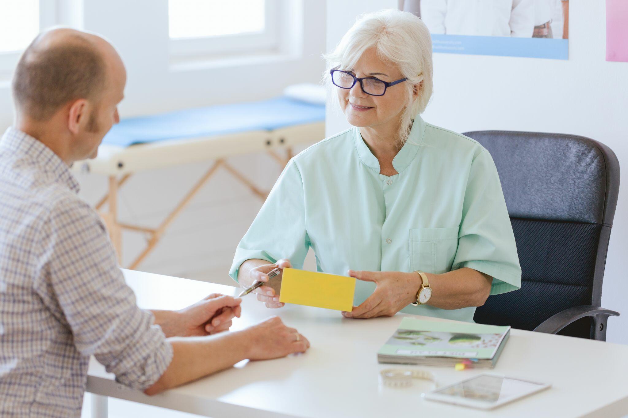 Dietitian Talking to Patient