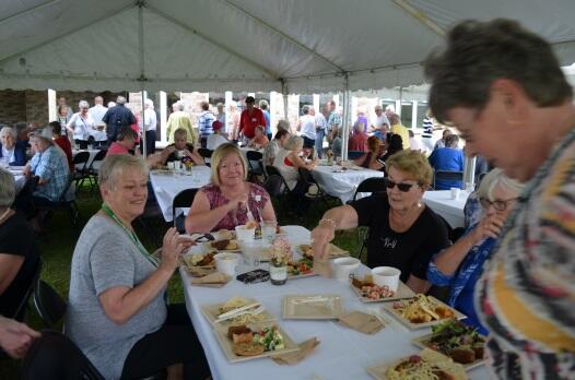 Volunteers at Diners Club